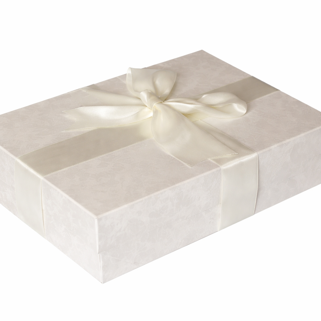 Endsleigh Ivory Dress Storage Box - Prom
