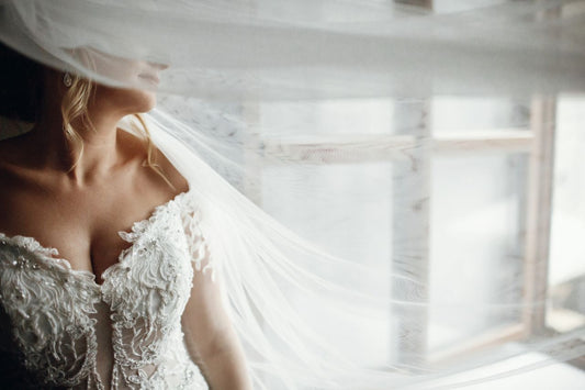 How to Restore and Clean a Vintage Wedding Dress: Expert Tips for Preservation
